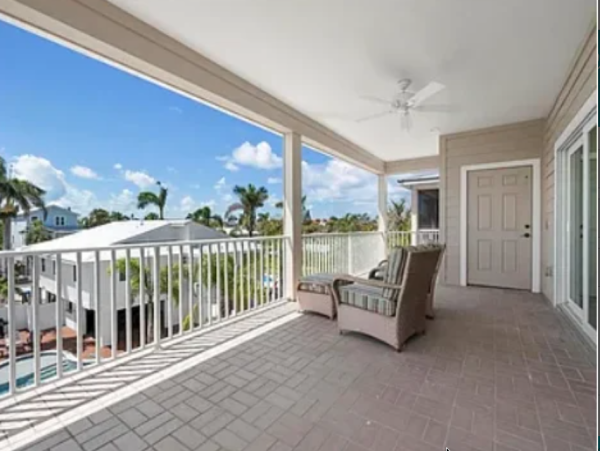 Holmes Beach Retreat with Private Pool on Anna Maria Island